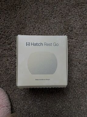 Hatch Rest Go Portable Sound Machine - Putty
